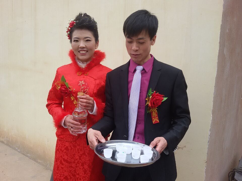 结婚大喜，百年好合