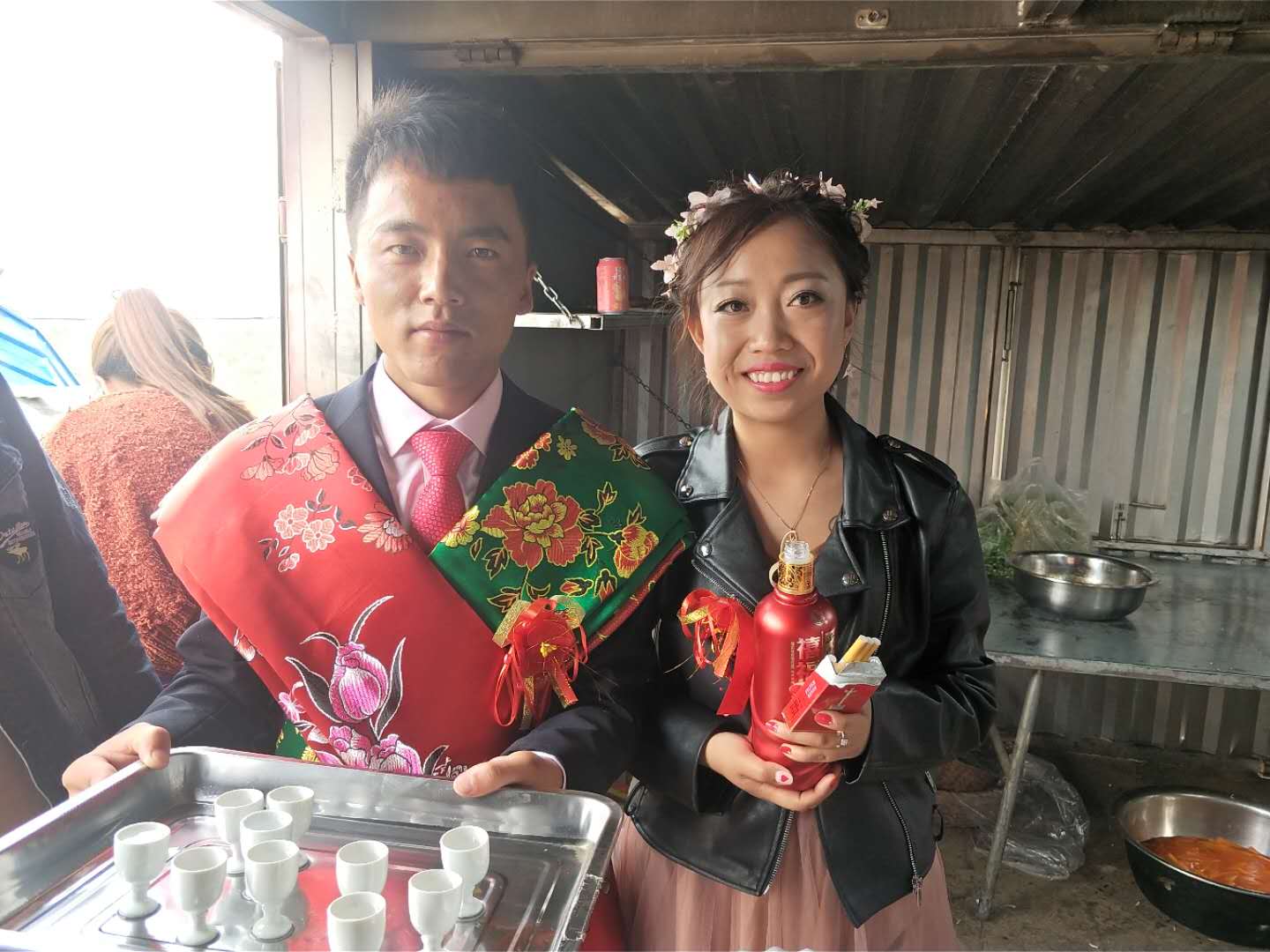 甘肃 华池县  紫坊乡小山村  祝：表妹新婚快乐  万事如意