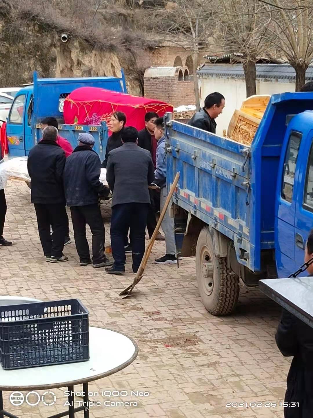 志丹县金鼎镇小山村祝贺才园满成功